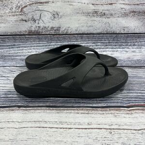Oofos Ooriginal Black Recovery Sandals Flip Flops Shoes, Women’s Size 10